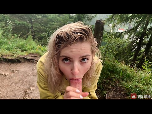 ❤️ Meisje slikt sperma na een publieke pijpbeurt - Eva Elfi Super sex at us ❌